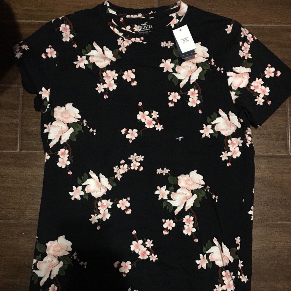 NWT Hollister Shirt